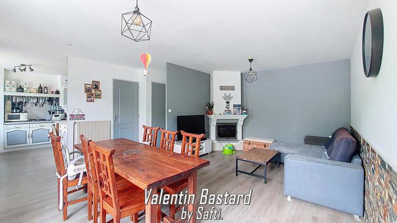 Maison - 84 m² - 5 pièces