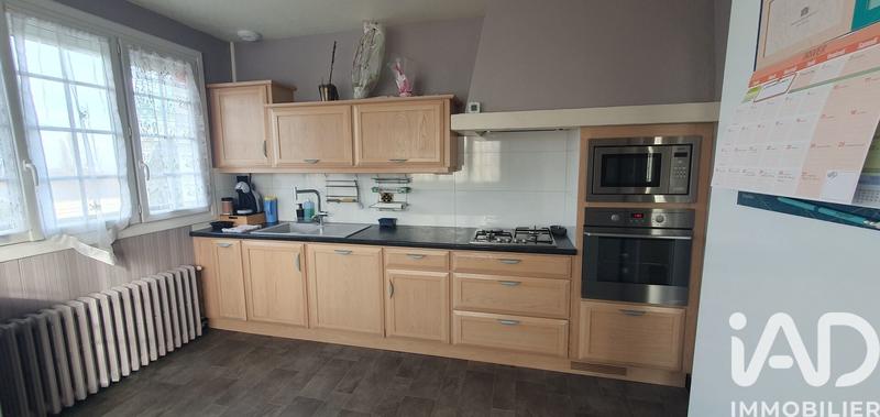 Maison - 140 m² - 8 pièces