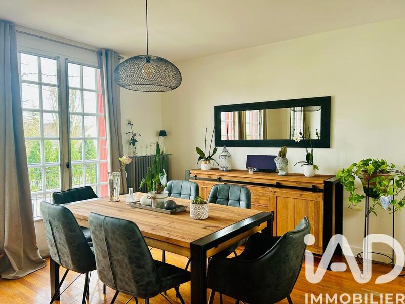 Maison - 120 m² - 5 pièces