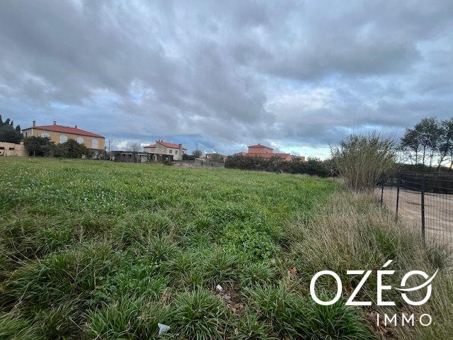 Terrain - 700 m²