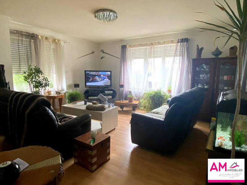 Maison - 220 m² - 9 pièces