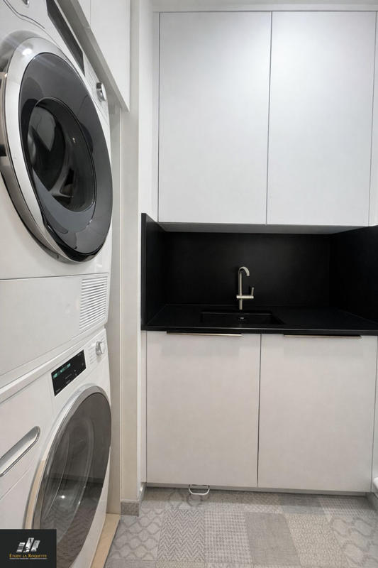 Appartement - 180 m² - 5 pièces