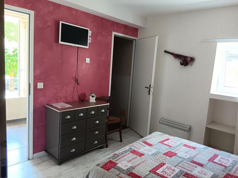 Maison - 250 m² - 11 pièces