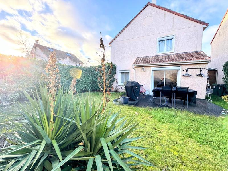 Maison - 127 m² - 6 pièces