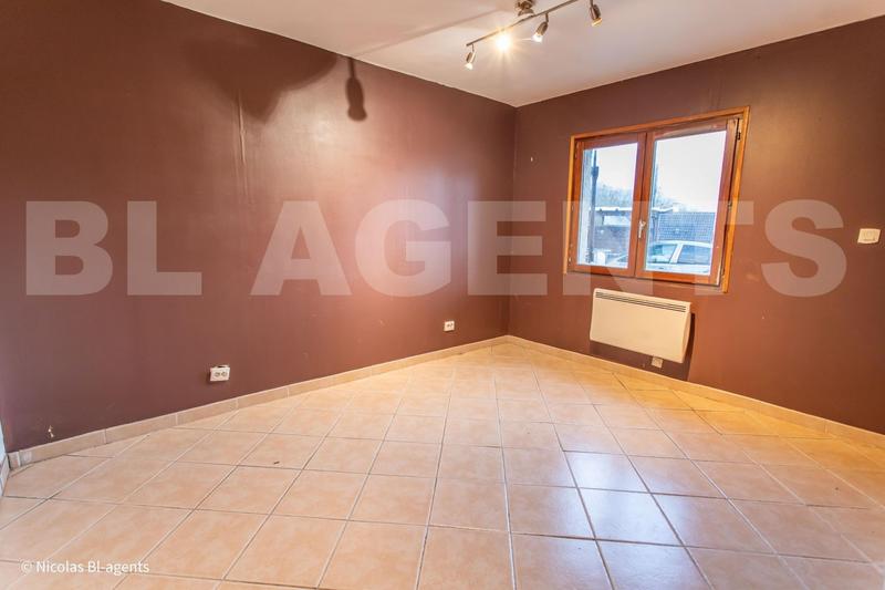 Pavillon - 130 m² - 6 pièces