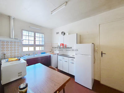 Maison traditionnelle - 95 m² - 4 pièces