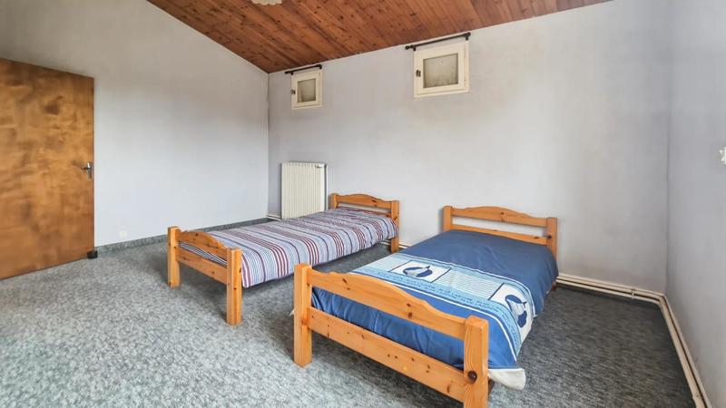 Maison - 268 m² - 10 pièces