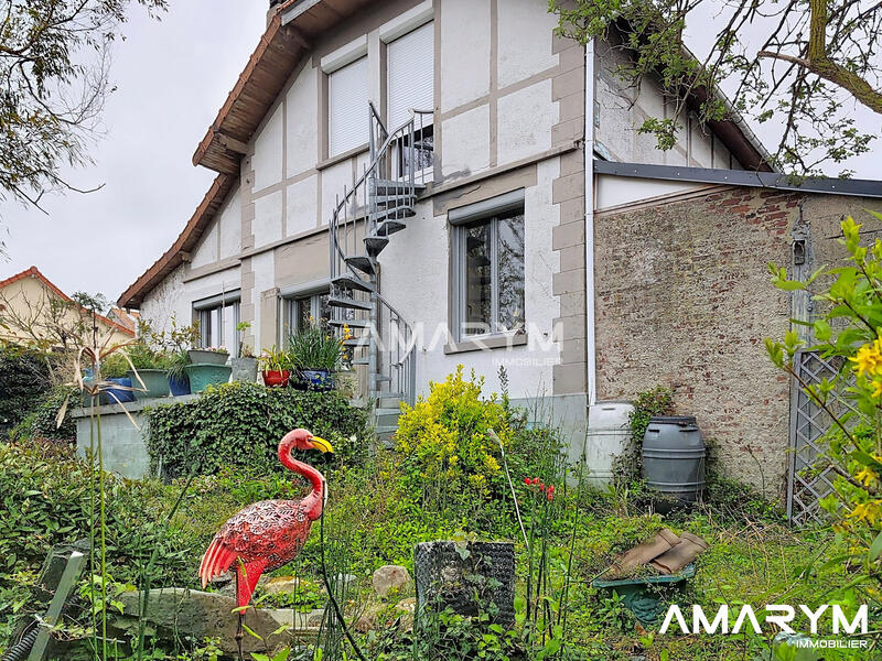 Maison - 103 m² - 6 pièces