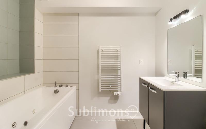 Appartement - 86 m² - 3 pièces