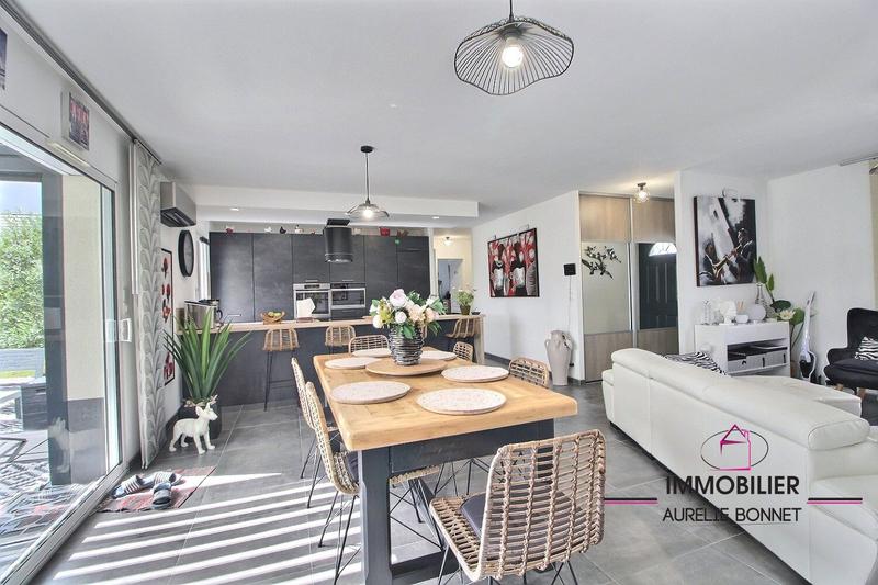 Maison contemporaine - 117 m² - 6 pièces