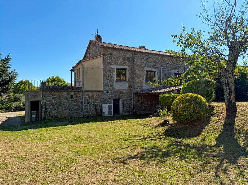 Maison - 240 m² - 10 pièces
