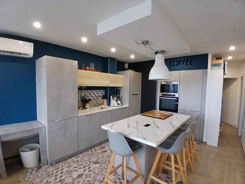 Appartement - 93 m² - 5 pièces