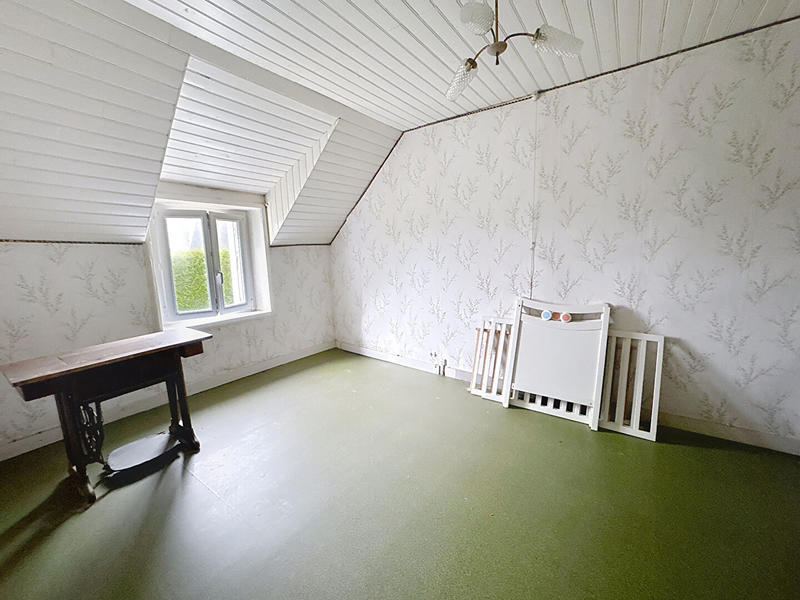 Maison - 85 m² - 5 pièces