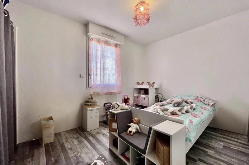 Maison - 94 m² - 5 pièces