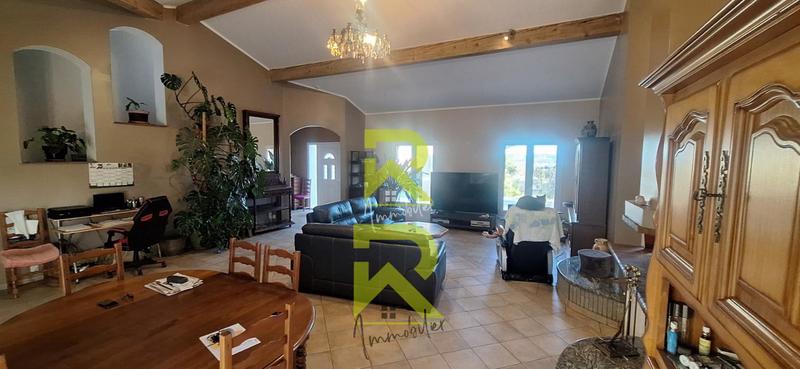 Villa - 210 m² - 5 pièces