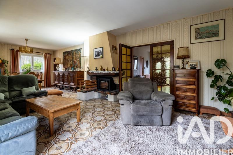 Maison - 258 m² - 10 pièces