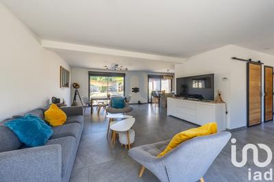 Maison - 127 m² - 5 pièces