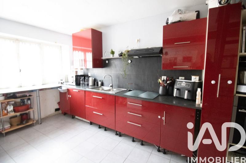Maison - 95 m² - 5 pièces