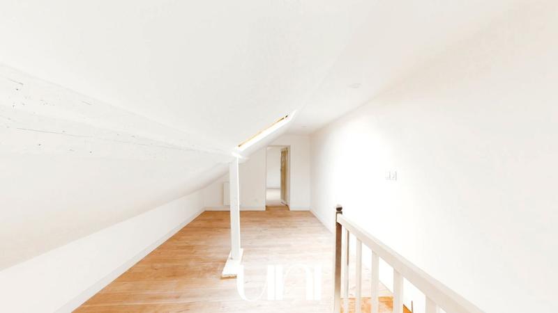 Maison - 152 m² - 8 pièces