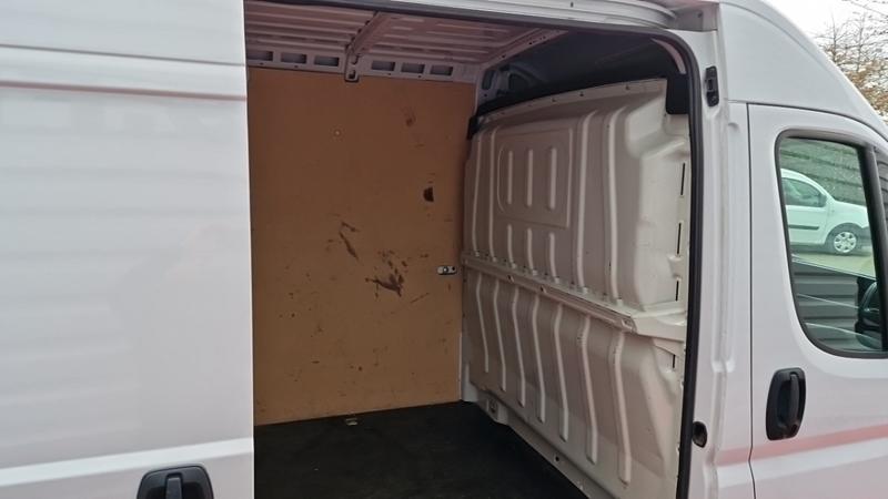 Peugeot Boxer Fourgon Tole 333 L2h2 Bluehdi 140 Ss Asphalt