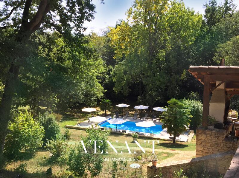 Maison de domaine - 495 m² - 24 pièces