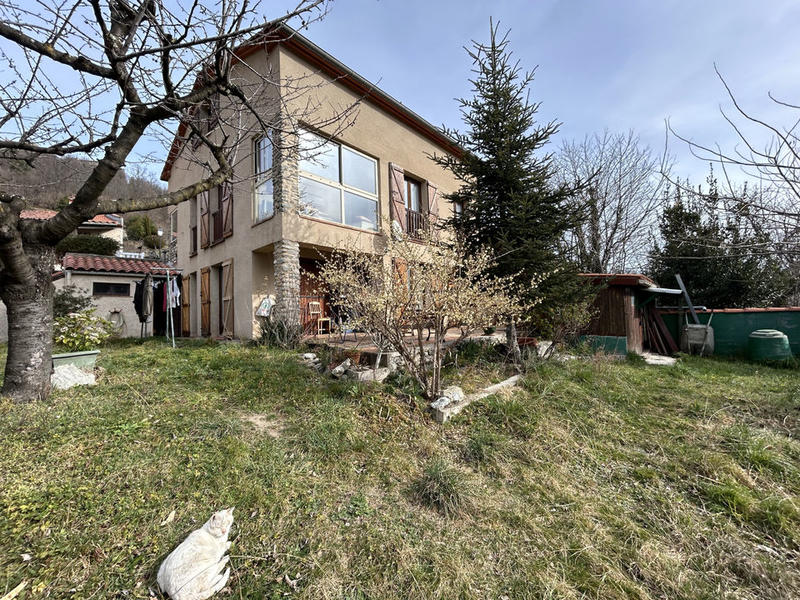 Maison - 133 m² - 6 pièces