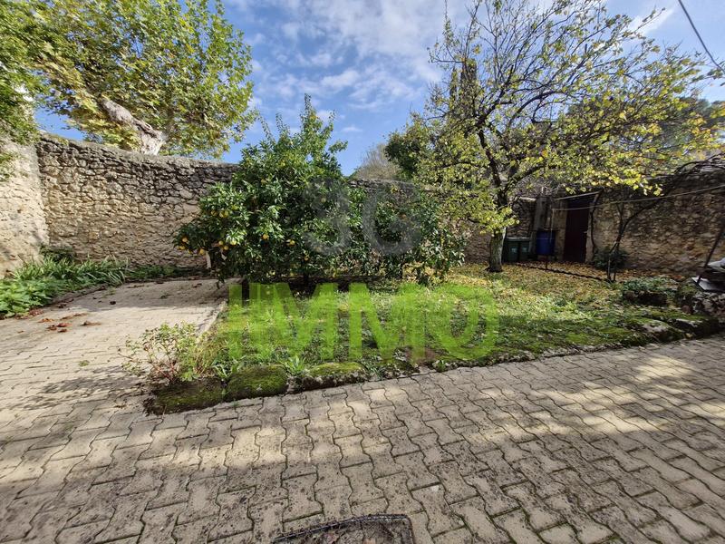 Maison de village - 288 m² - 12 pièces