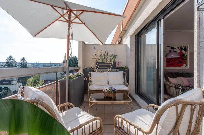 Appartement - 121 m² - 4 pièces