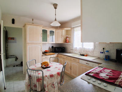 Maison - 92 m² - 4 pièces