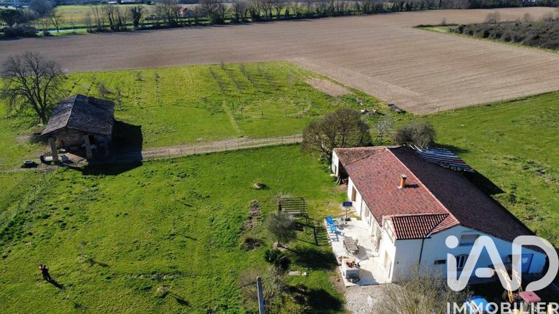 Ferme - 260 m² - 7 pièces