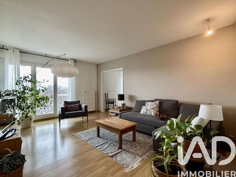 Appartement - 95 m² - 4 pièces