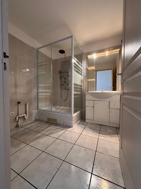 Appartement - 90 m² - 4 pièces