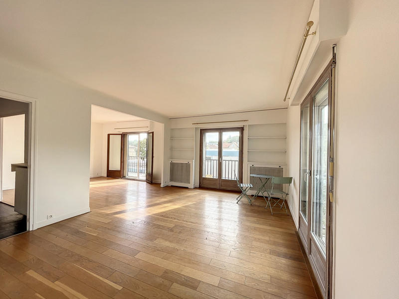 Appartement - 134 m² - 6 pièces