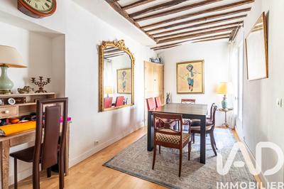 Appartement - 100 m² - 6 pièces