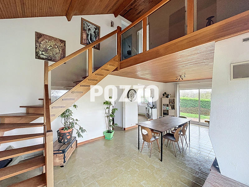 Maison - 160 m² - 7 pièces