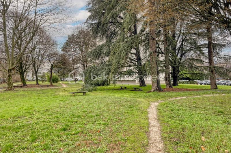 Appartement - 66 m² - 4 pièces