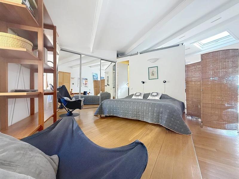 Loft - 64 m² - 2 pièces