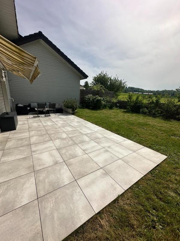 Maison - 104 m² - 4 pièces