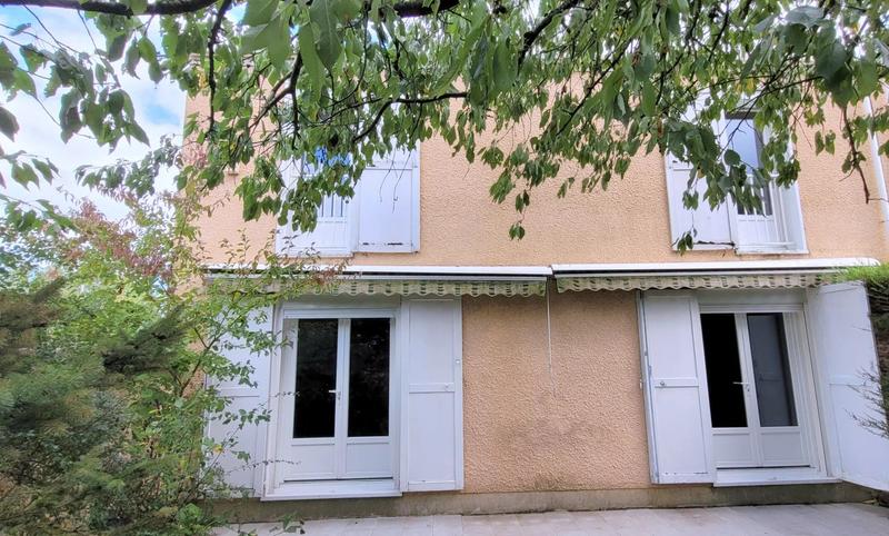 Maison - 115 m² - 6 pièces