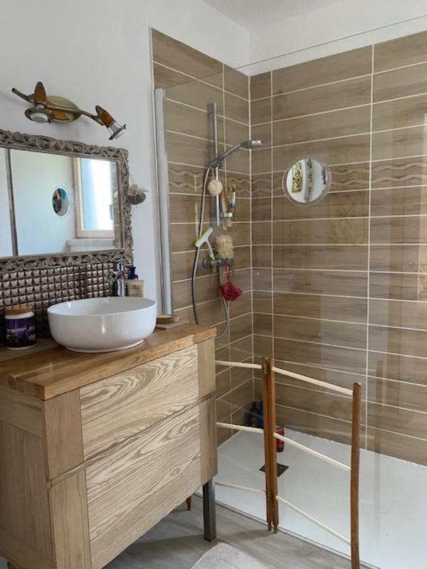 Maison de bois - 218 m² - 7 pièces