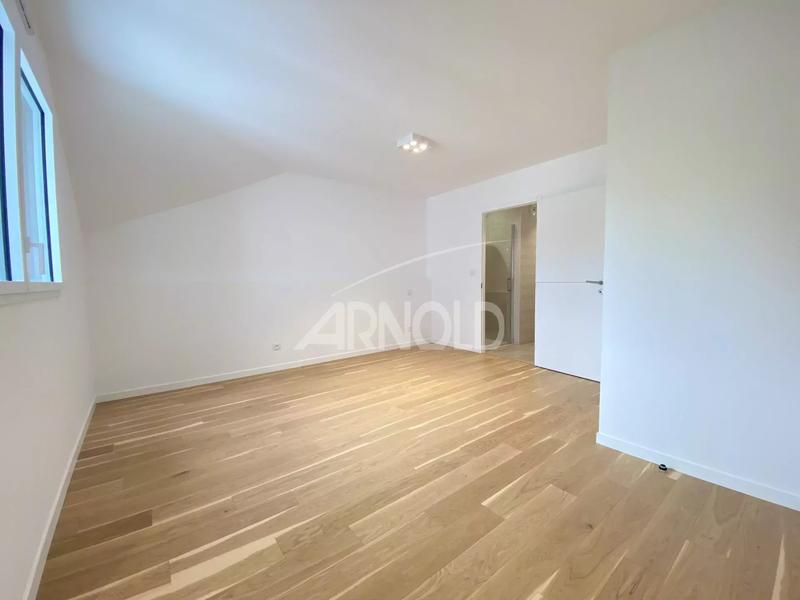 Appartement - 122 m² - 5 pièces