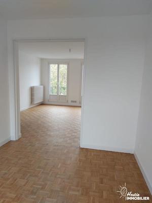 Appartement - 80 m² - 3 pièces