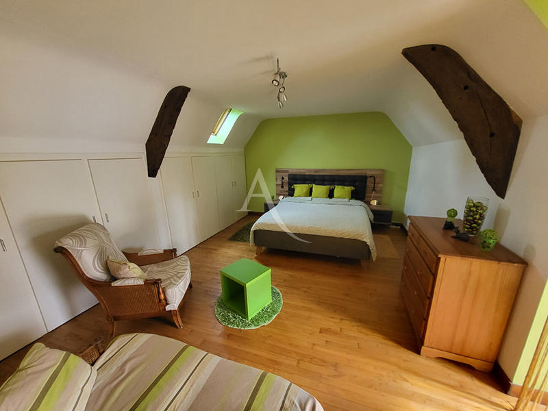 Maison - 150 m² - 8 pièces