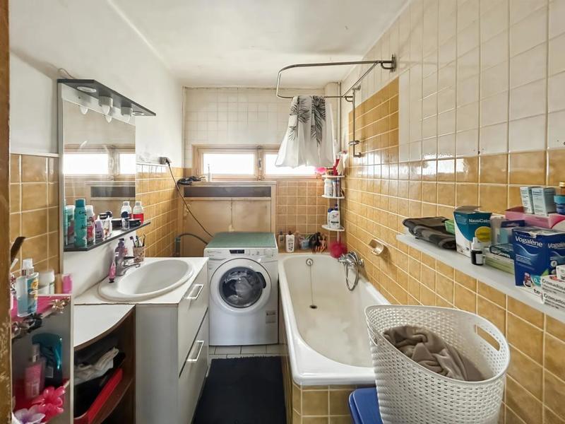 Appartement - 90 m² - 4 pièces