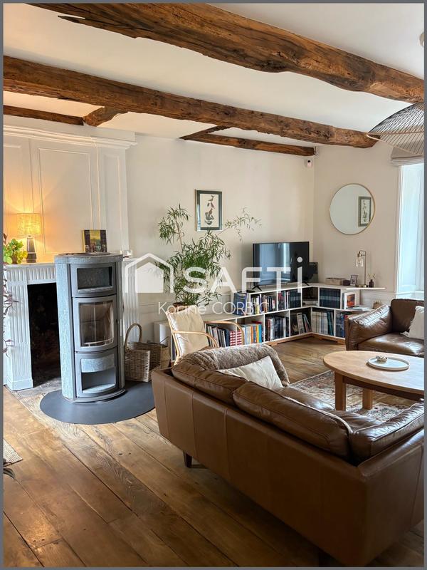 Maison - 207 m² - 9 pièces