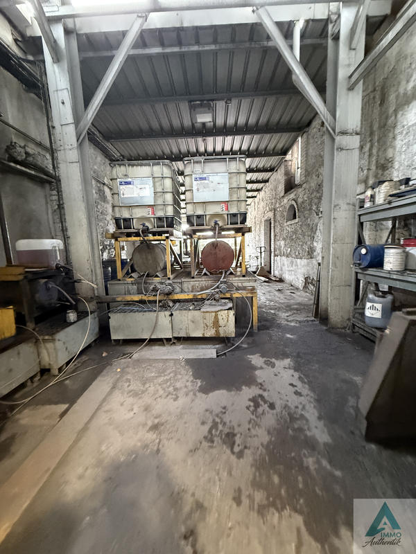 Local commercial - 700 m²