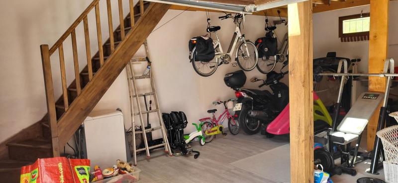 Maison - 236 m² - 7 pièces