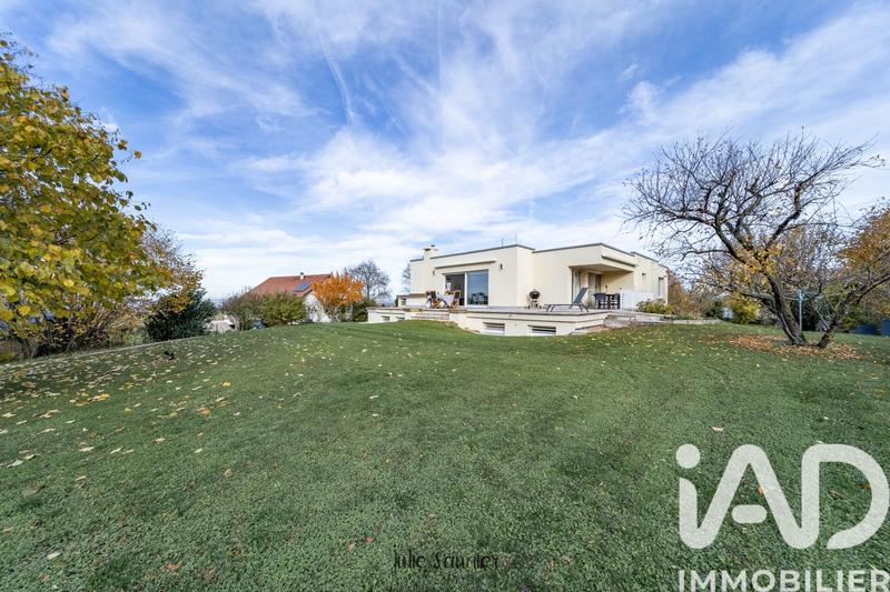 Maison - 190 m² - 9 pièces