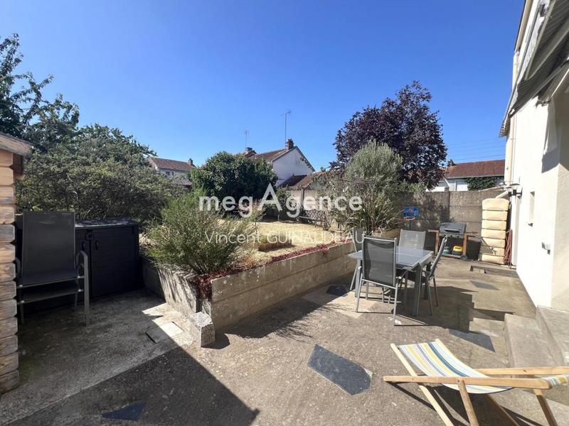 Maison - 113 m² - 6 pièces