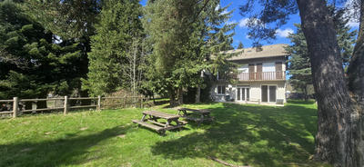 Propriété - 576 m² - 20 pièces